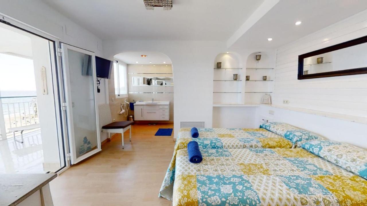 Apartment Luxury Beachfront *