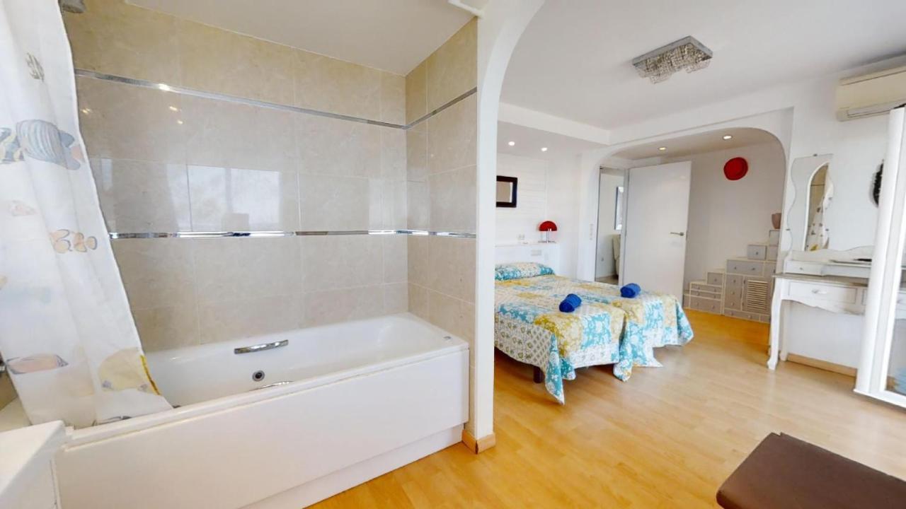 Luxury Beachfront Apartamento Benidorm